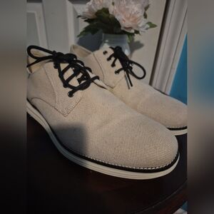 Classic Cream and Black Oxfords with Timeless Appeal